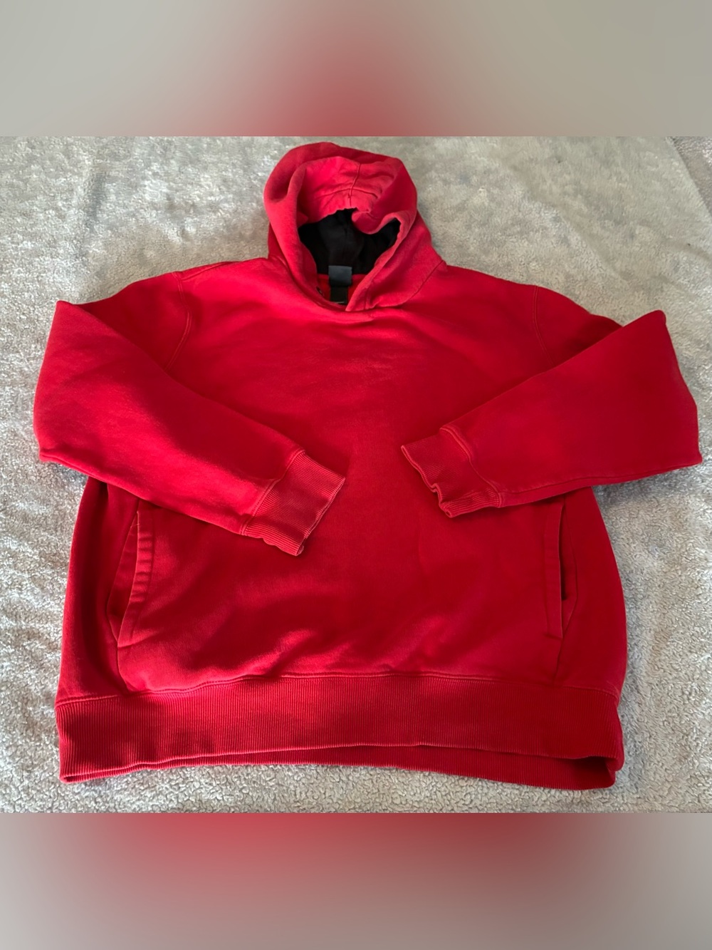 Men's H&M Red Hooded Pockets Sweatshirt - Classic Pullover Hoodie Size Small